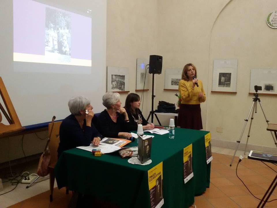 "Finuzza e le sue storie": bagno di folla per la presentazione a Matera del libro di Marinella Battiafarano