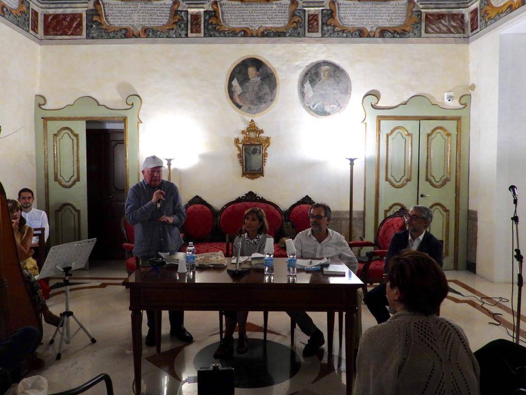 L'assenso e la negazione, un libro che intriga affrontando una questione che mina ogni certezza della propria vita