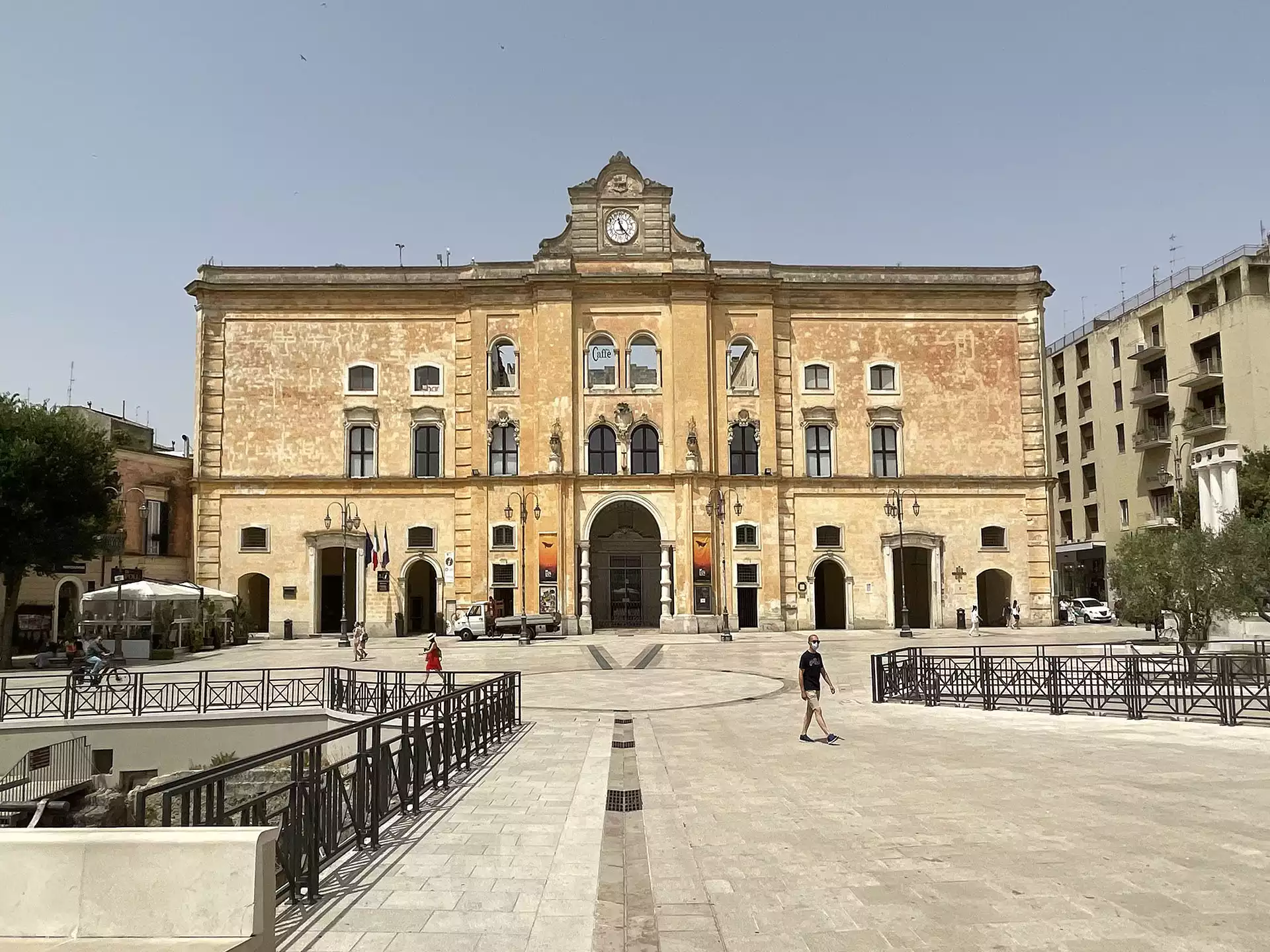 COMUNICATO STAMPA - PRENDIAMOCI CURA DELLA BIBLIOTECA BENE COMUNE