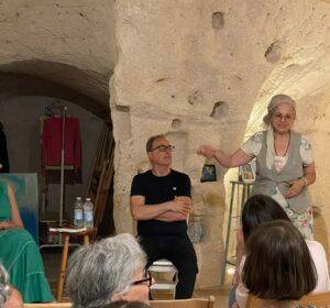 Aperitivo con l’autore: il 27 giugno e l’11 luglio in Galleria per un aperitivo letterario